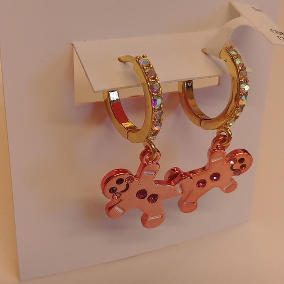 NWT Betsey Johnson Gingerbread Dangle Small Hoop Earrings - Picture 3 of 4